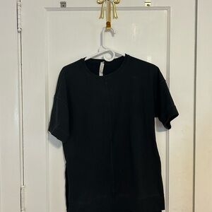 Women's lululemon athletica Black Short Sleeve Tee